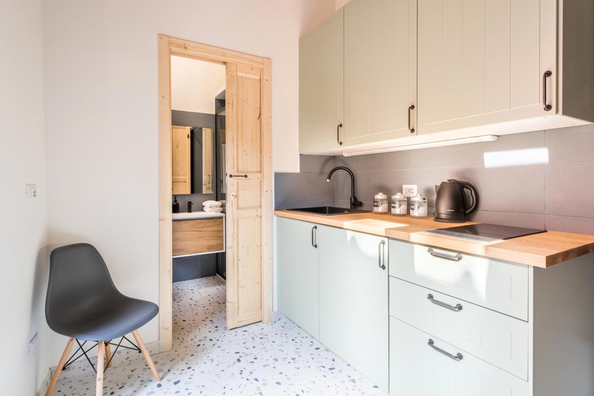 Famm - Open Space In Trastevere Apartment Rome